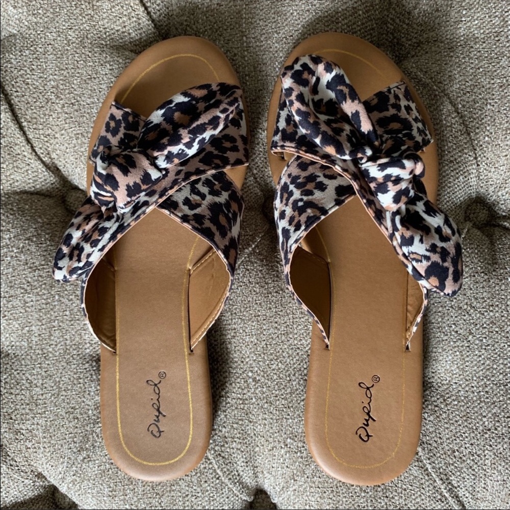 Cheetah sandals - Picture 3 of 3